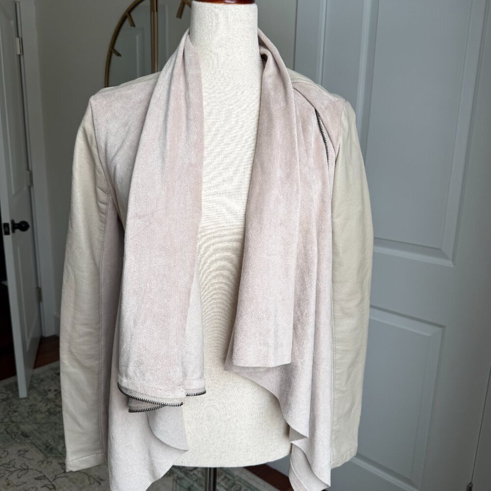 Blank NYC Faux Leather and Suede Drapey Lightweight Jacket Size Small - Picture 3 of 11